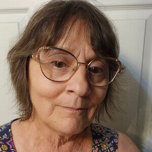 Meet your Posher, Posh